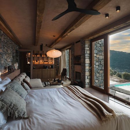 Chalet Azanias Kalawrita Zewnętrze zdjęcie