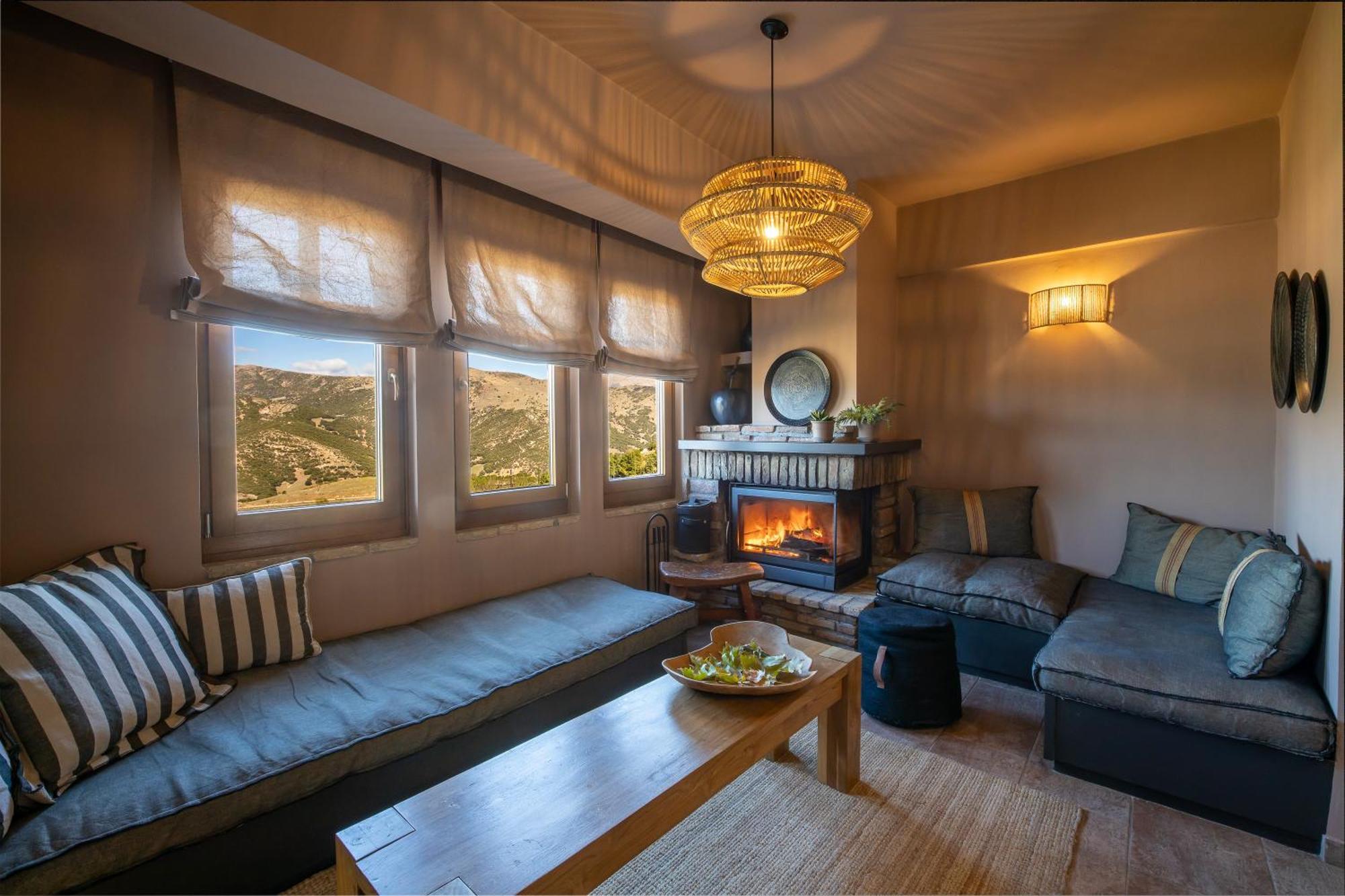 Chalet Azanias Kalawrita Zewnętrze zdjęcie